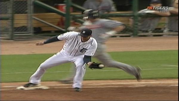 Step goes to the runner, according to Jim Joyce Step goes to the runner, according to Jim Joyce